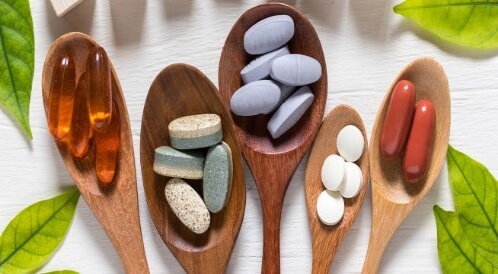 ما هي الفيتامينات والتغذية المناسبة بعد استئصال الرحم؟