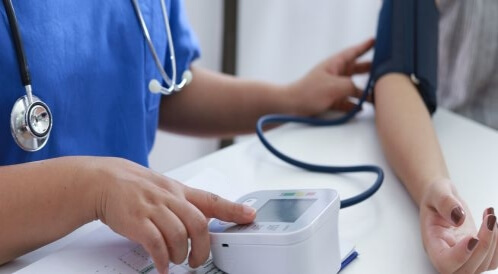 ما أسباب عدم نزول الضغط مع أخذ العلاج؟