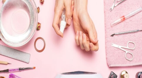 التهاب الجلد حول الأظافر: الأسباب والعلاج