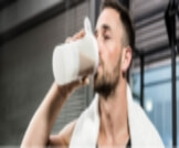 ما هي أضرار البروتينات على الرجال؟