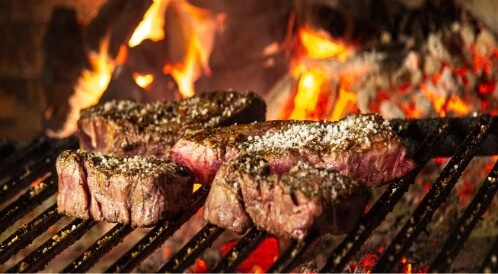 اللحوم المشوية وخطر السرطان: كيف تحمي نفسك وتستمتع بأطباق صحية!