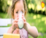 هل يوفر الحليب البقري السائل لطفلك الصغير ما يحتاجه من العناصر؟