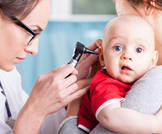 شاهد بالفيديو: التهاب الأذن لدى الرضع