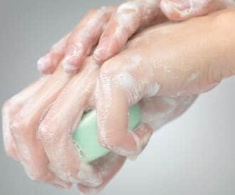 شاهد بالفيديو: فائدة غسل اليدين