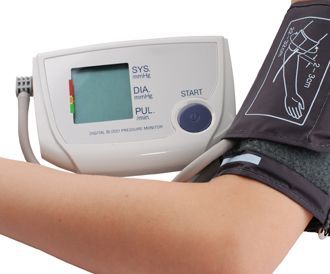 شاهد بالفيديو: قياس ضغط الدم بجهاز رقمي