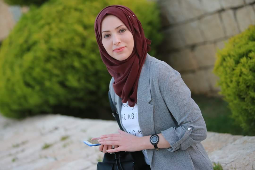 رهام دعباس