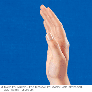 لمس طرف الإصبع