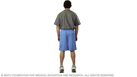 تمرين بطة الساق برفع الجسم