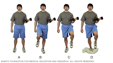 تمرين ثني العضلة ذات الرأسين لتحقيق التوازن