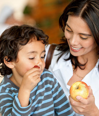 توفير الغذاء الضروري