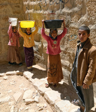 الامتناع عن المجهود الشاق في ساعات الصوم 