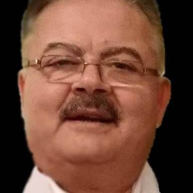 أسامة باكير